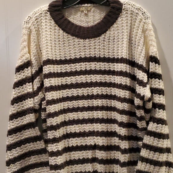 New Amber Striped Sweater - Picture 4 of 7